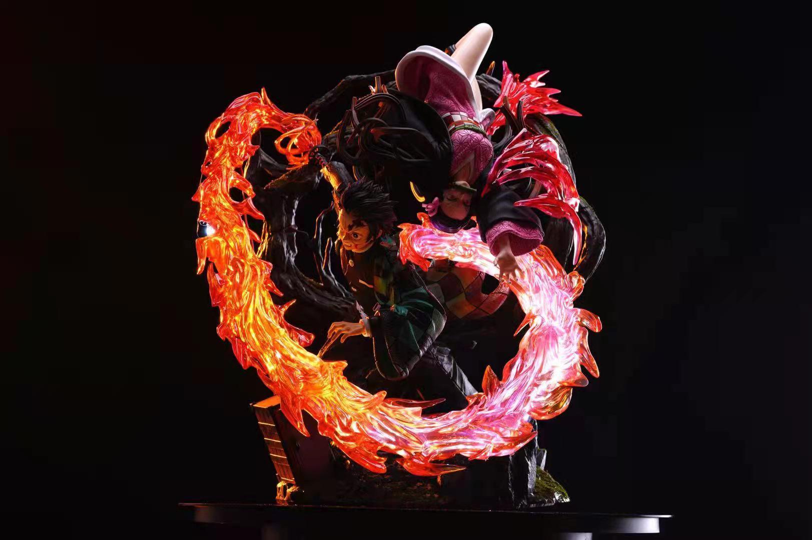 Tanjiro Kamado & Nezuko Kamado With LED - Demon Slayer: Kimetsu no Yaiba Resin Statue - Scratch Studio [In Stock] - Demon Slayer: Kimetsu No Yaiba, Kamado Nezuko, Kamado Tanjirou