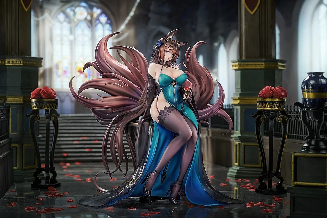 1/7 Scale Throne of Fallen Petals Ver. IJN Amagi CV - Azur Lane Official Statue - Good Smile Company - Image 1