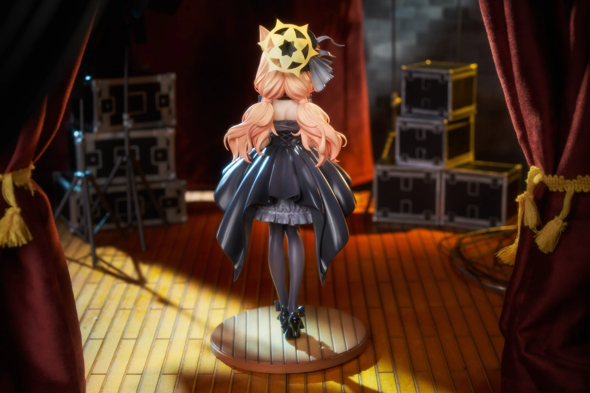 Idol Ver. Iochi Mari - Blue Archive Official Statue - Good Smile Company - Image 2