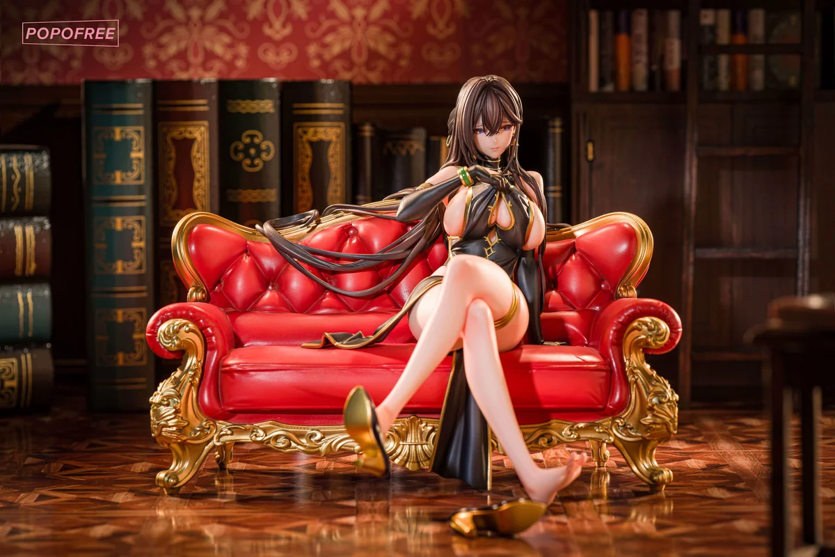 "Officially authorized Lydia 1/7 scale figure by POPFREE Studio. Exquisite original design: an elegant demon executive in a commanding pose."