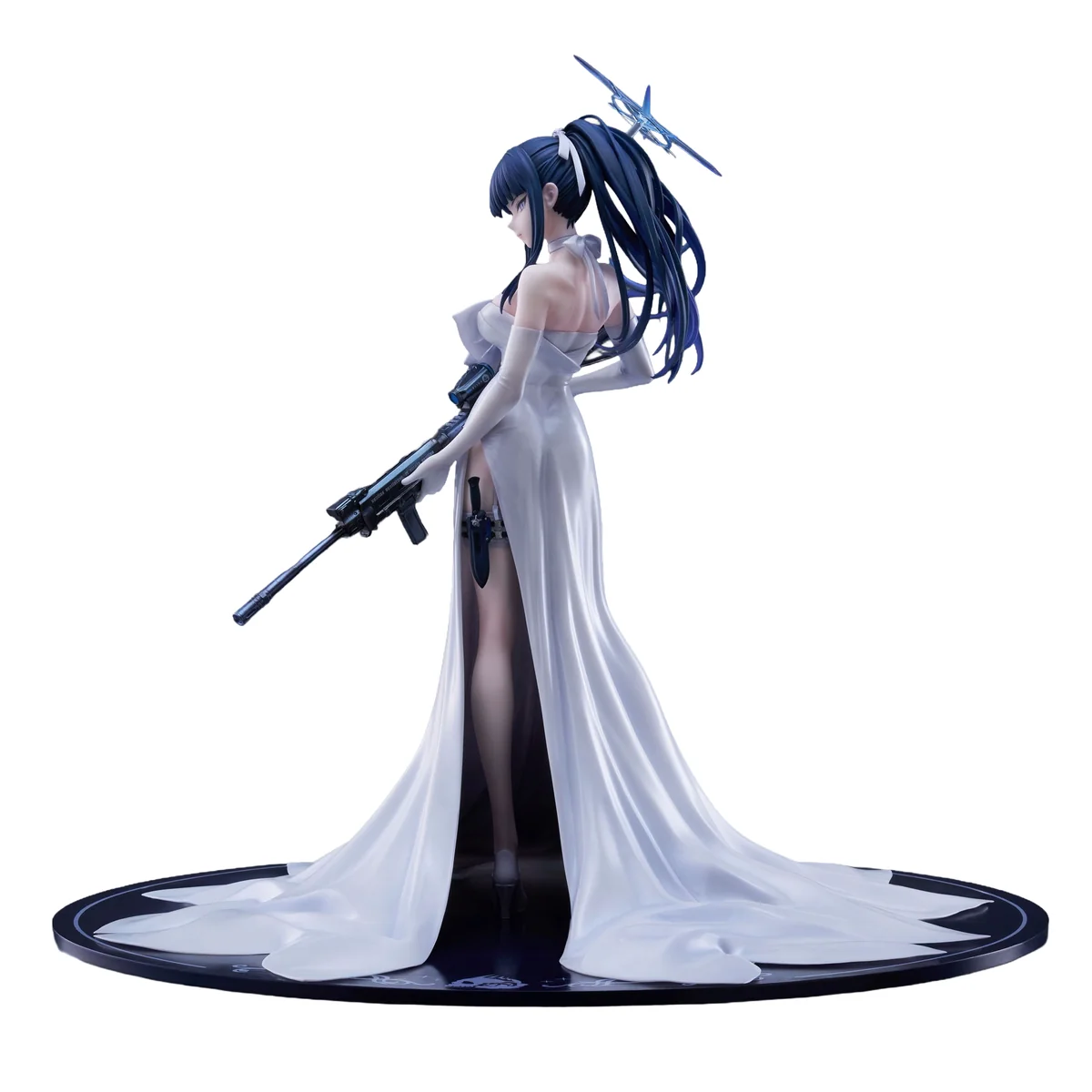 "Exquisite 1/7 Saori Jōmae (Gown Ver.) Blue Archive statue by Good Smile Company, showcasing her elegant, battle-ready pose in a sophisticated gown."