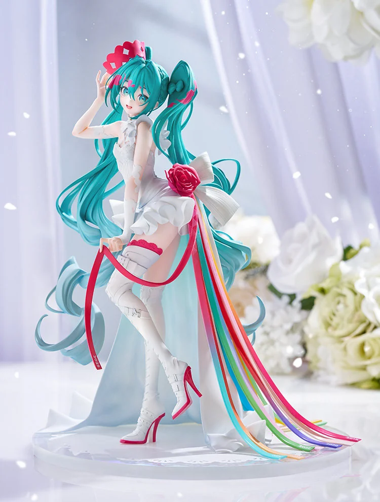 "Iconic Racing Miku 15th Anniversary “Rhapsody” Vocaloid statue. Dynamic, vibrant, and intricately detailed, a premium racing figure."