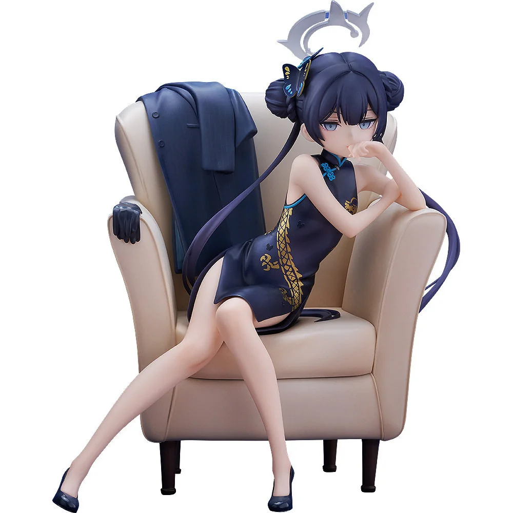 "Premium Good Smile Company 1/7 Ryūka Misaki Blue Archive figure, beautifully depicting her iconic Memory Lobby moment in an elegant classroom setting."