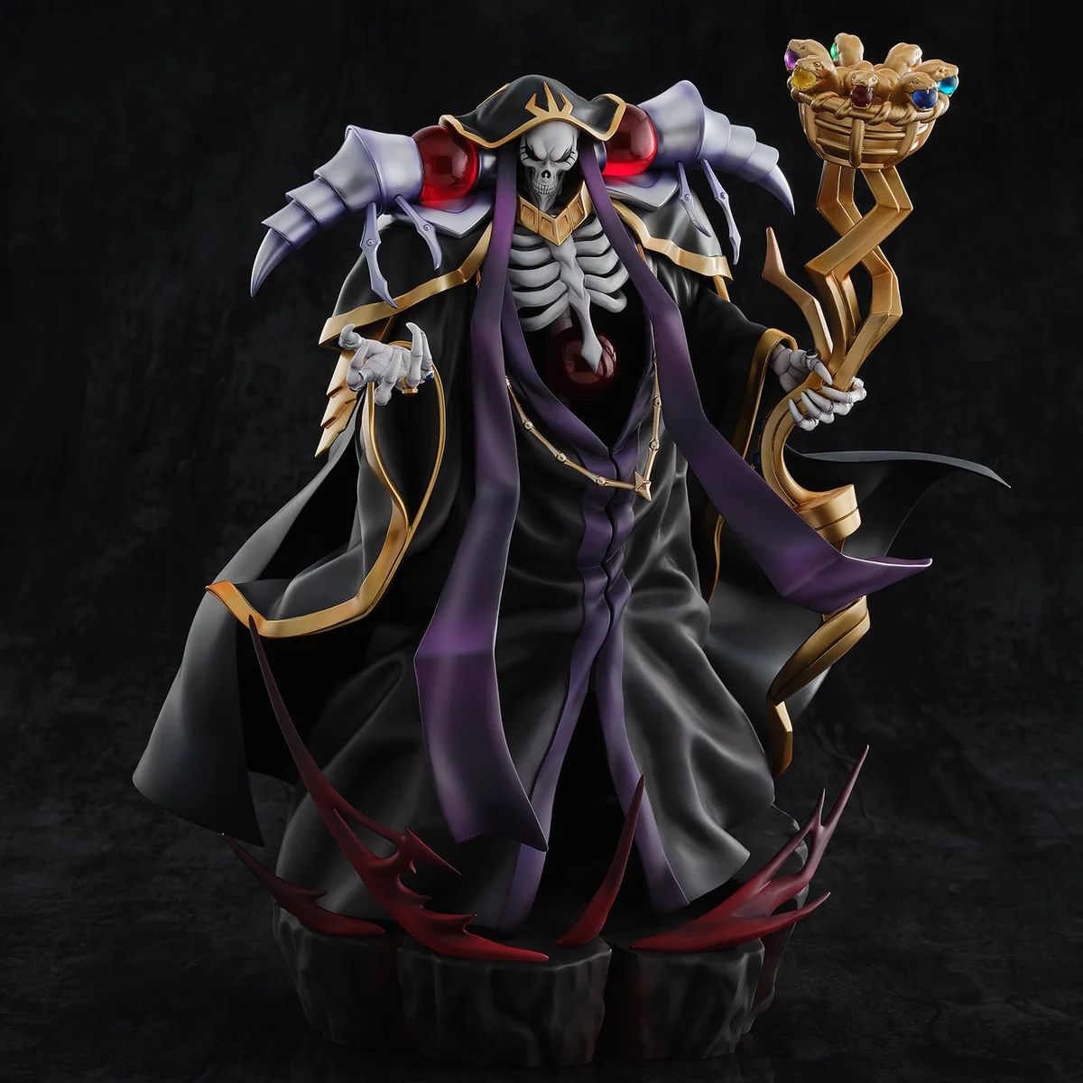 "Majestic 43cm Ainz Ooal Gown 10th Anniversary so-bin ver. Overlord statue, a dark fantasy masterpiece showing the skeletal king on his throne with."