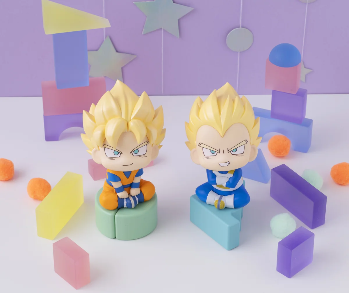 "Explore the adorable MegaHouse LookUp Super Saiyan Son Goku & Vegeta special edition set from Dragon Ball, featuring playful chibi-style details."