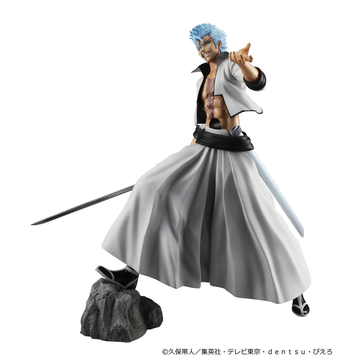 "Dynamic Grimmjow Jaegerjaquez Bleach statue by MegaHouse, capturing his fierce expression and powerful action pose. A premium collectible figure."