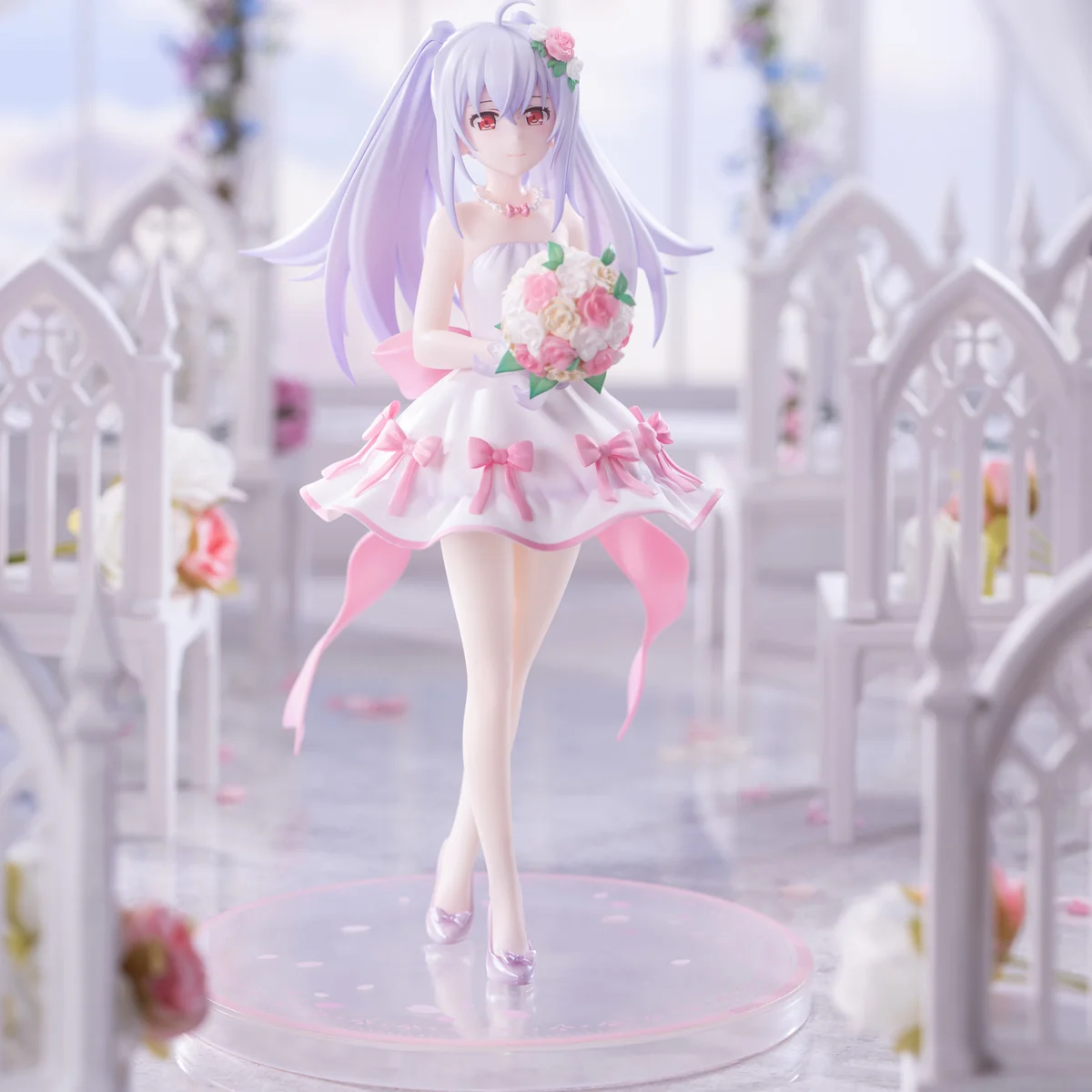 "Good Smile Company's Plastic Memories Isla Wedding ver. 1/7 scale figure. Graceful pose, white dress, bouquet, exquisite sculpting."