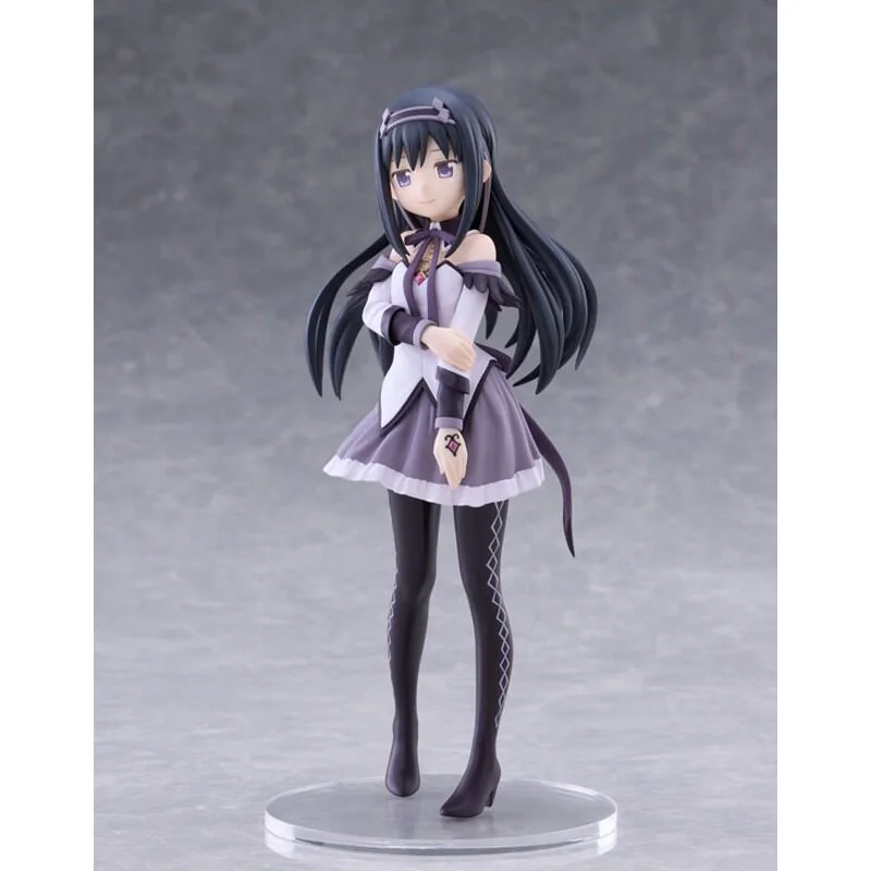 "Exquisite Claynel Homura Akemi figure in a dynamic magical girl pose, showcasing her dark elegance and determined power."