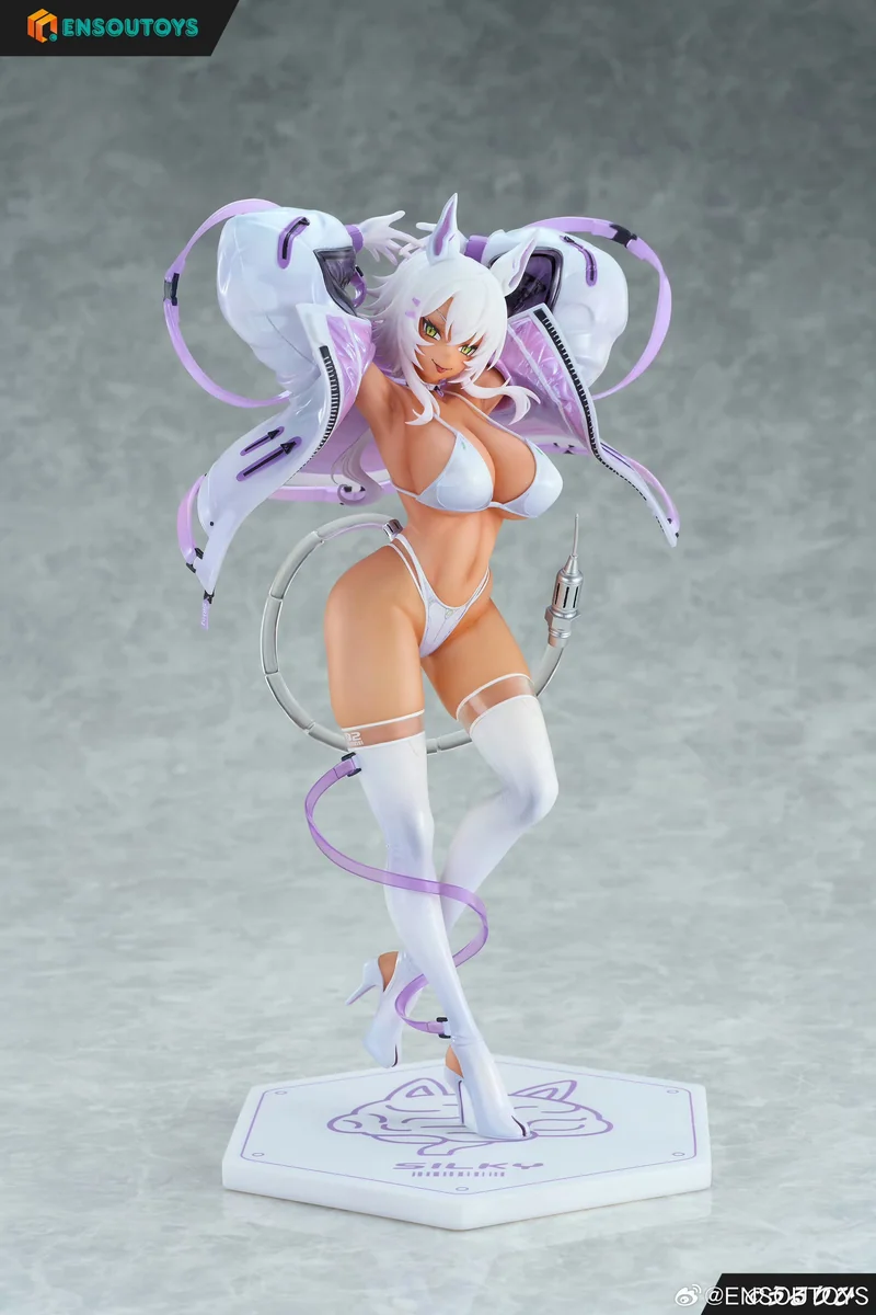 "Hilgi Cyberpet cyberpunk figure gallery showcasing exquisite design from multiple angles, revealing intricate mechanical details and the loyal mech."