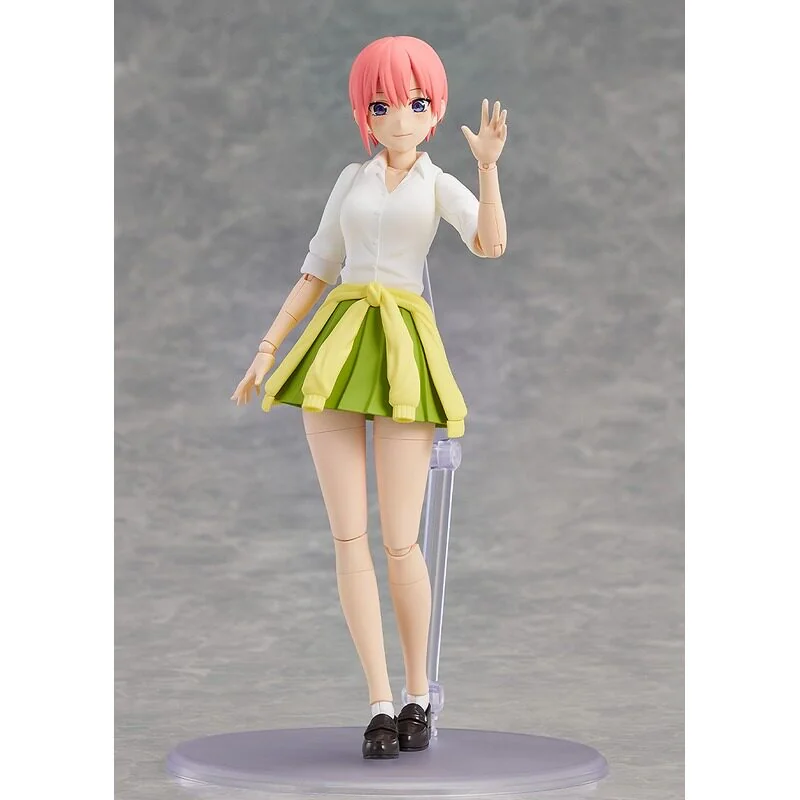 "Nakano Ichika KADOKAWA Studio statue gallery from The Quintessential Quintuplets, showcasing her dynamic pose, charming expression, faithful details."
