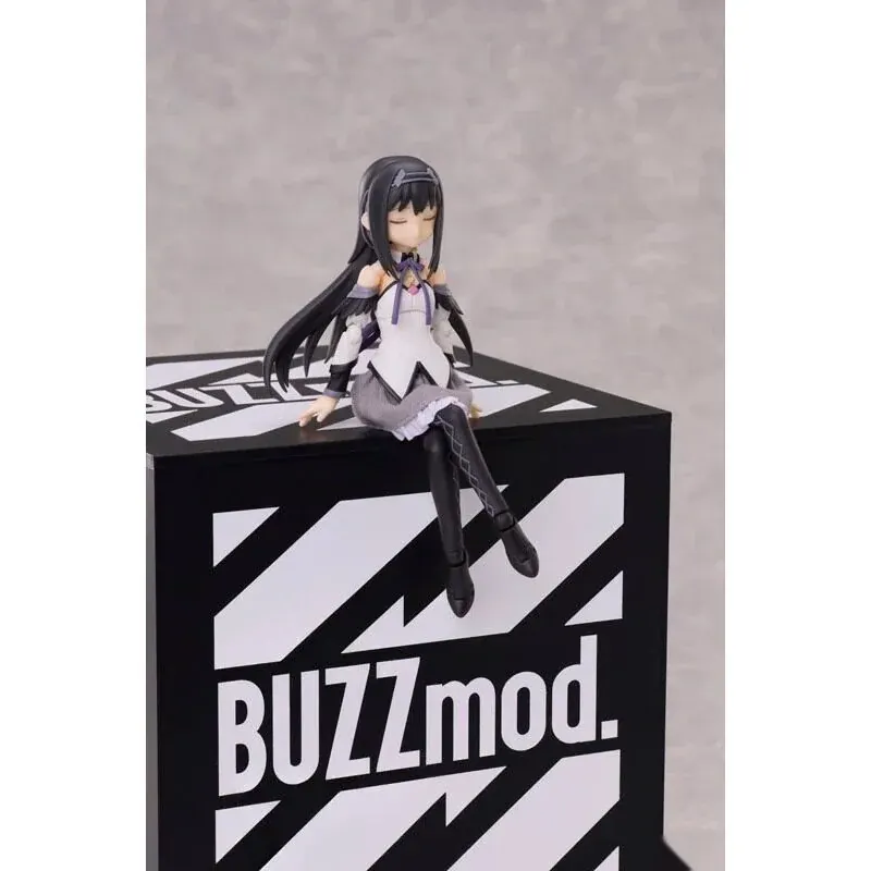 "Homura Akemi movable figure gallery shows highly articulated form, fierce determination, and intricate sculpt details from all angles."